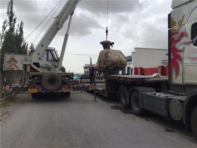 江岸区狭窄场地（如小区、车间）适合用哪种吊车？