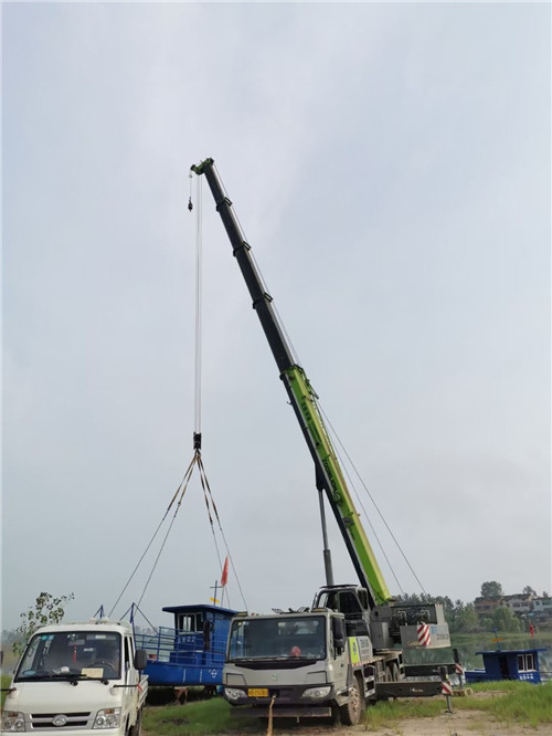 江岸区桥梁建设吊装案例